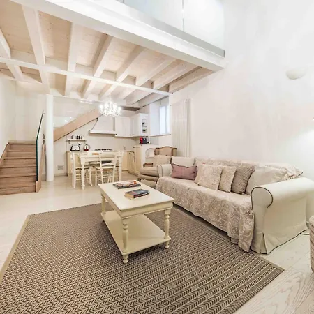 Apartmentsarena - Corte Delle Arti